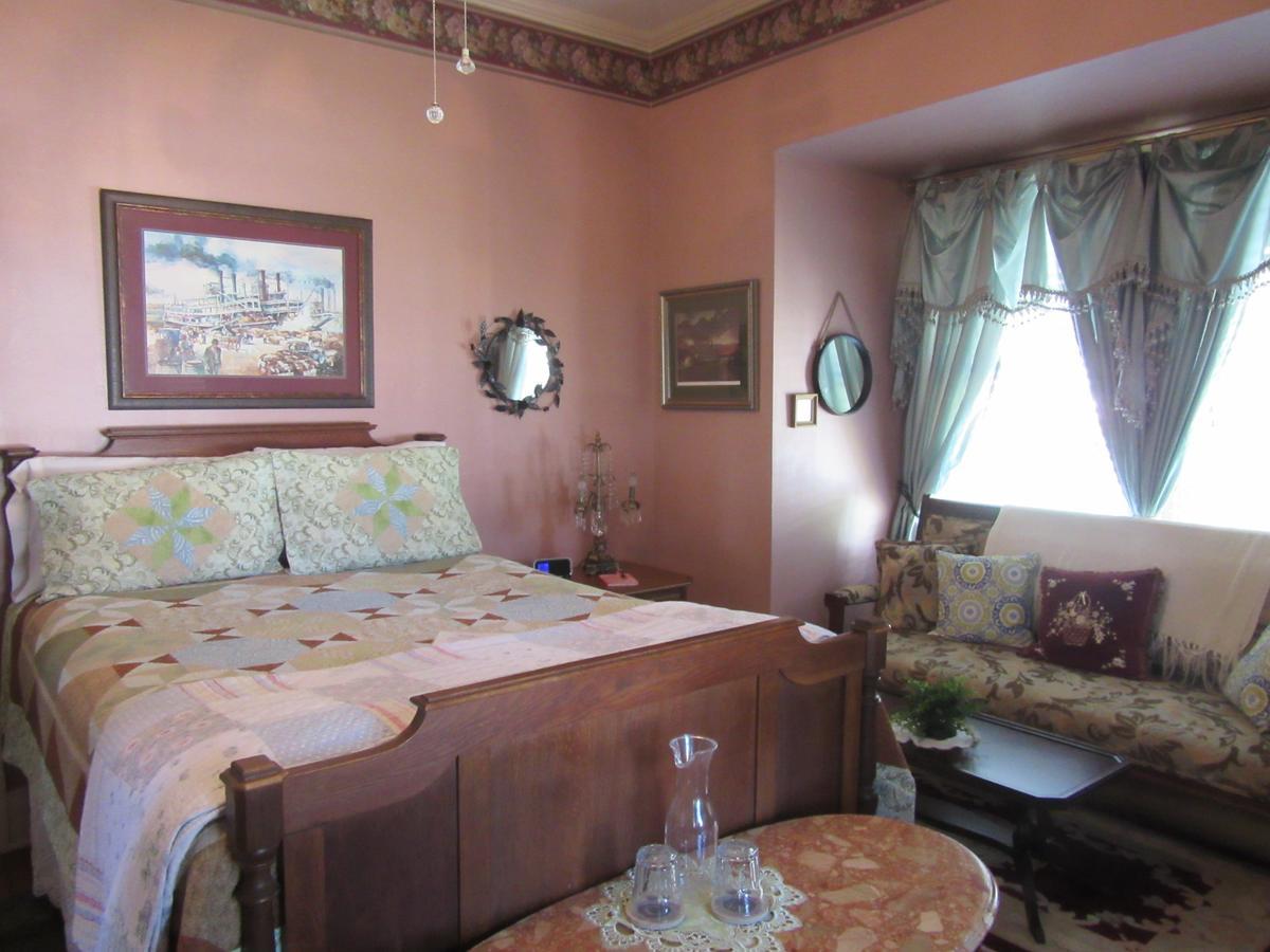 The Carriage House Bed & Breakfast Jefferson Luaran gambar