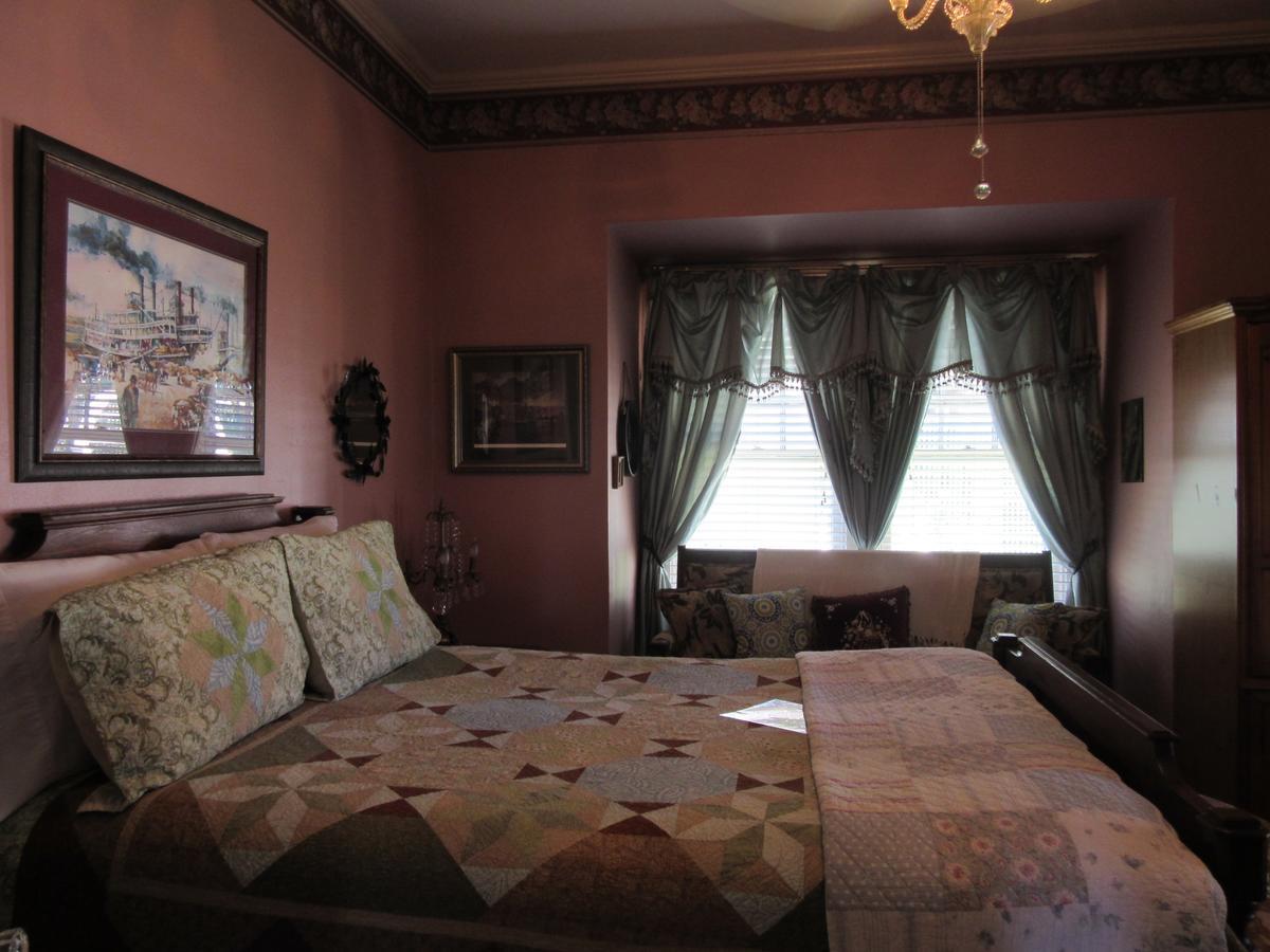 The Carriage House Bed & Breakfast Jefferson Luaran gambar